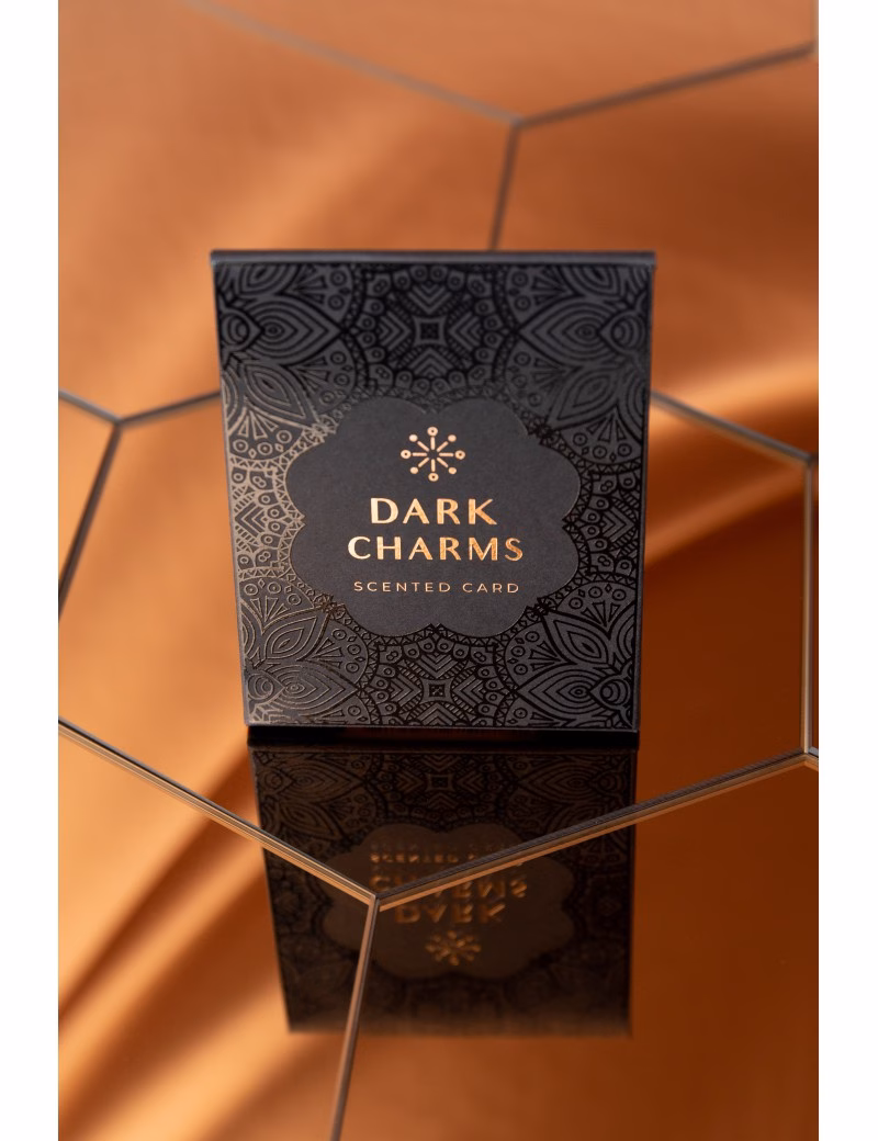 03-dark-charms-scented-card.jpg — miniatură