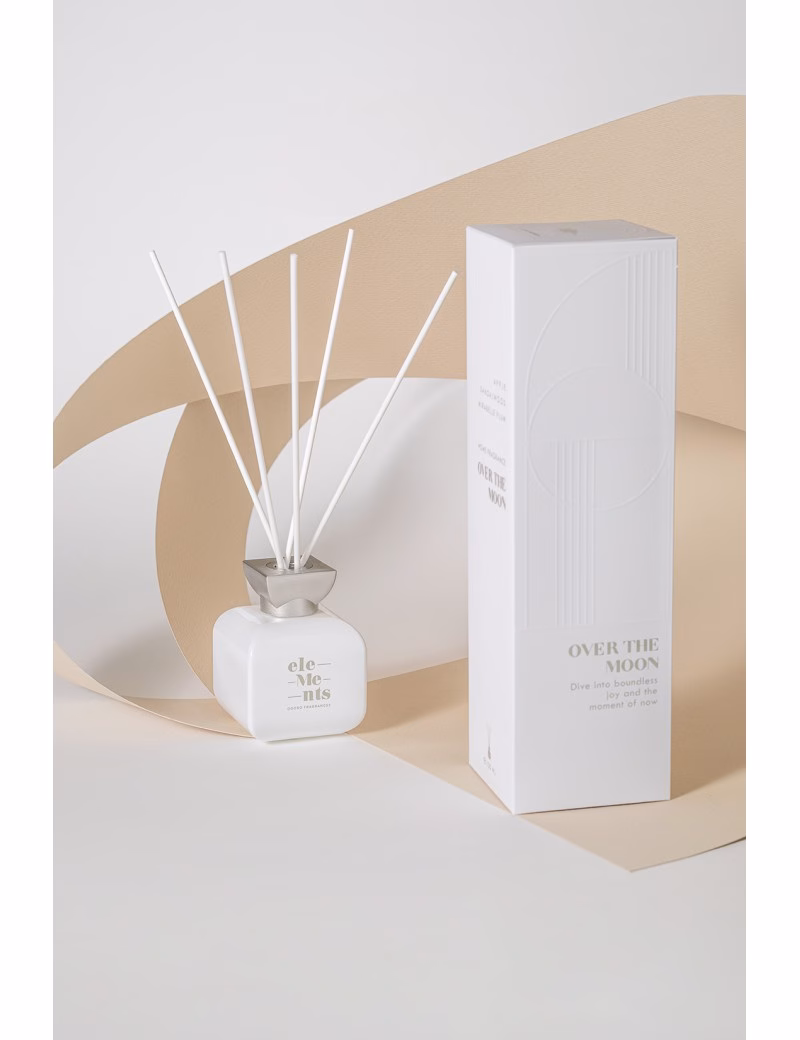05-over-the-moon-home-fragrance-100-ml-elements.jpg — miniatură